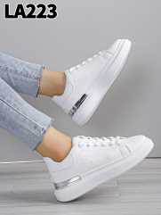 LA223 WHITE