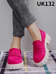 UK132 PEACH