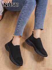 NB581 BLACK
