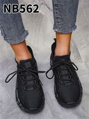 NB562 BLACK