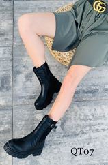 QT07 BLACK