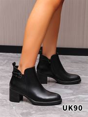 UK90 BLACK
