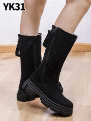YK31 BLACK