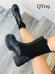 QT09 BLACK