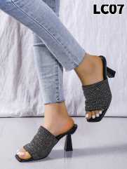 LC07 BLACK